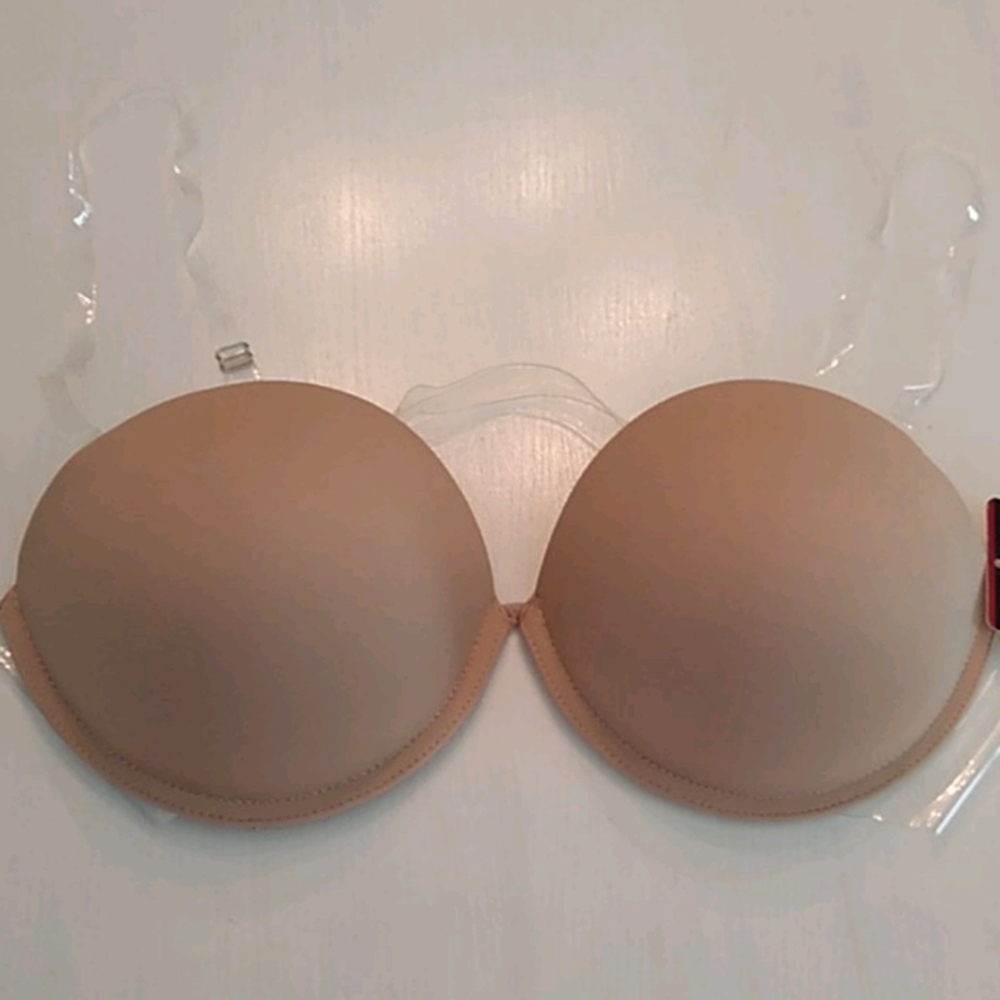NWT underwire push-up bra with clear straps 40C